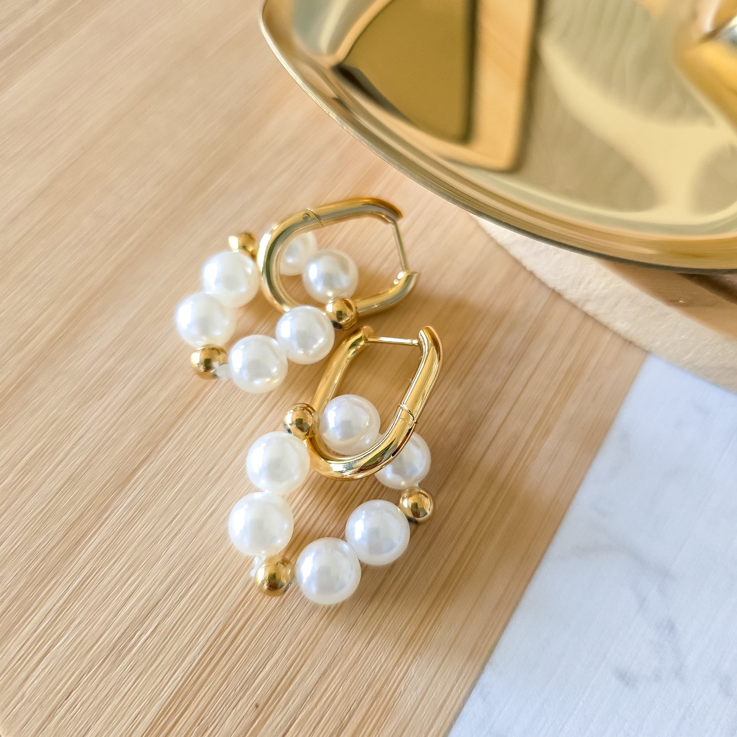Faux Pearl layerd earrings