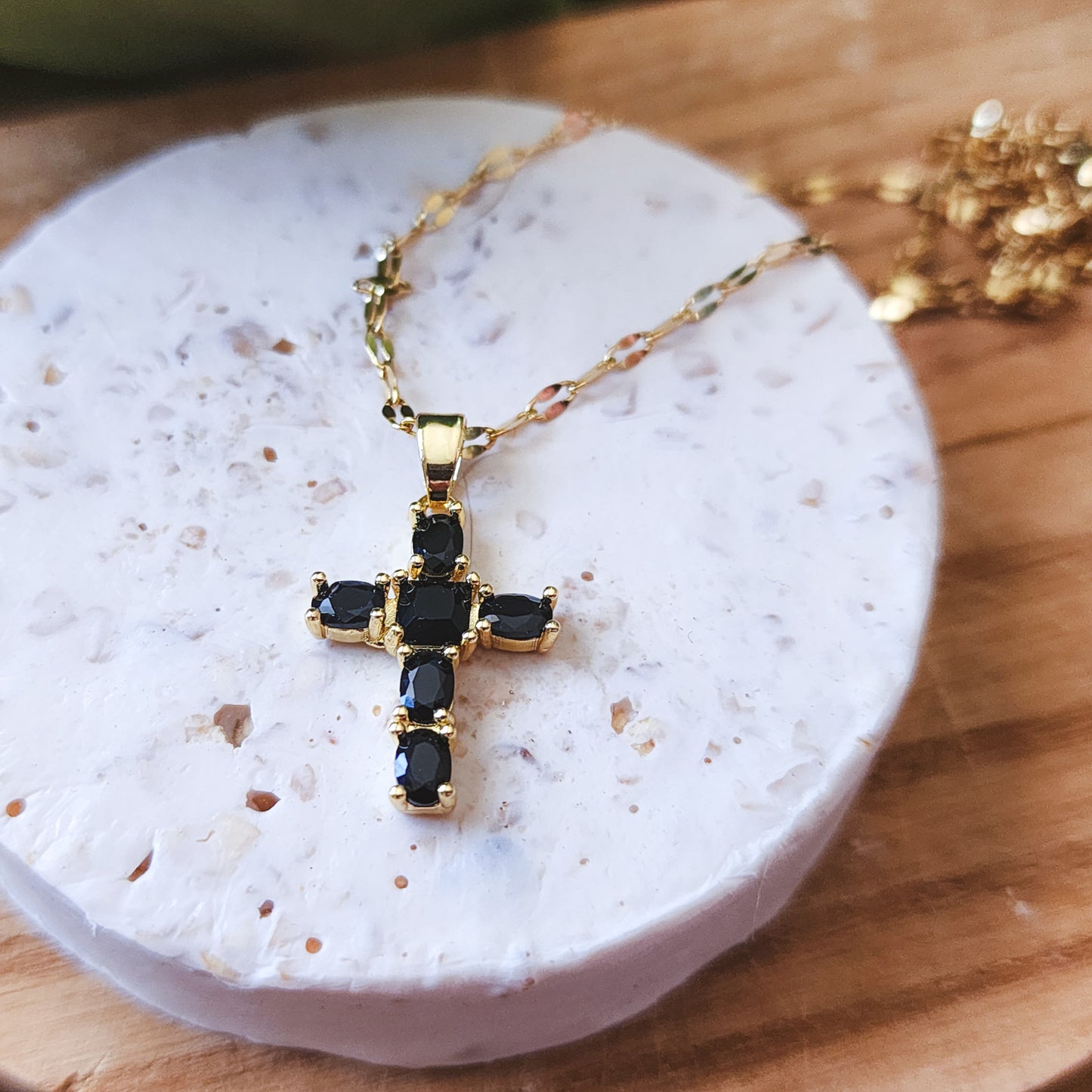 Black elegant cross necklace