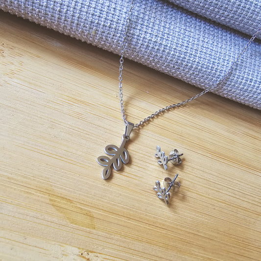 Leaf pendant set silver