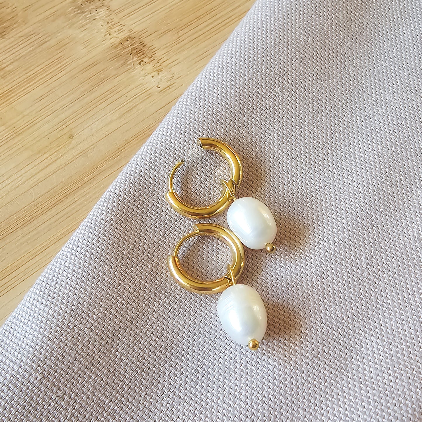 Freshwater pearls earrings