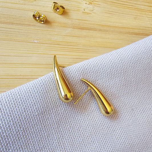 Tear Drop Gold metal earrings