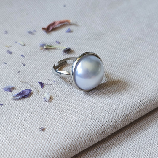 Faux pearl round golden adjustable ring