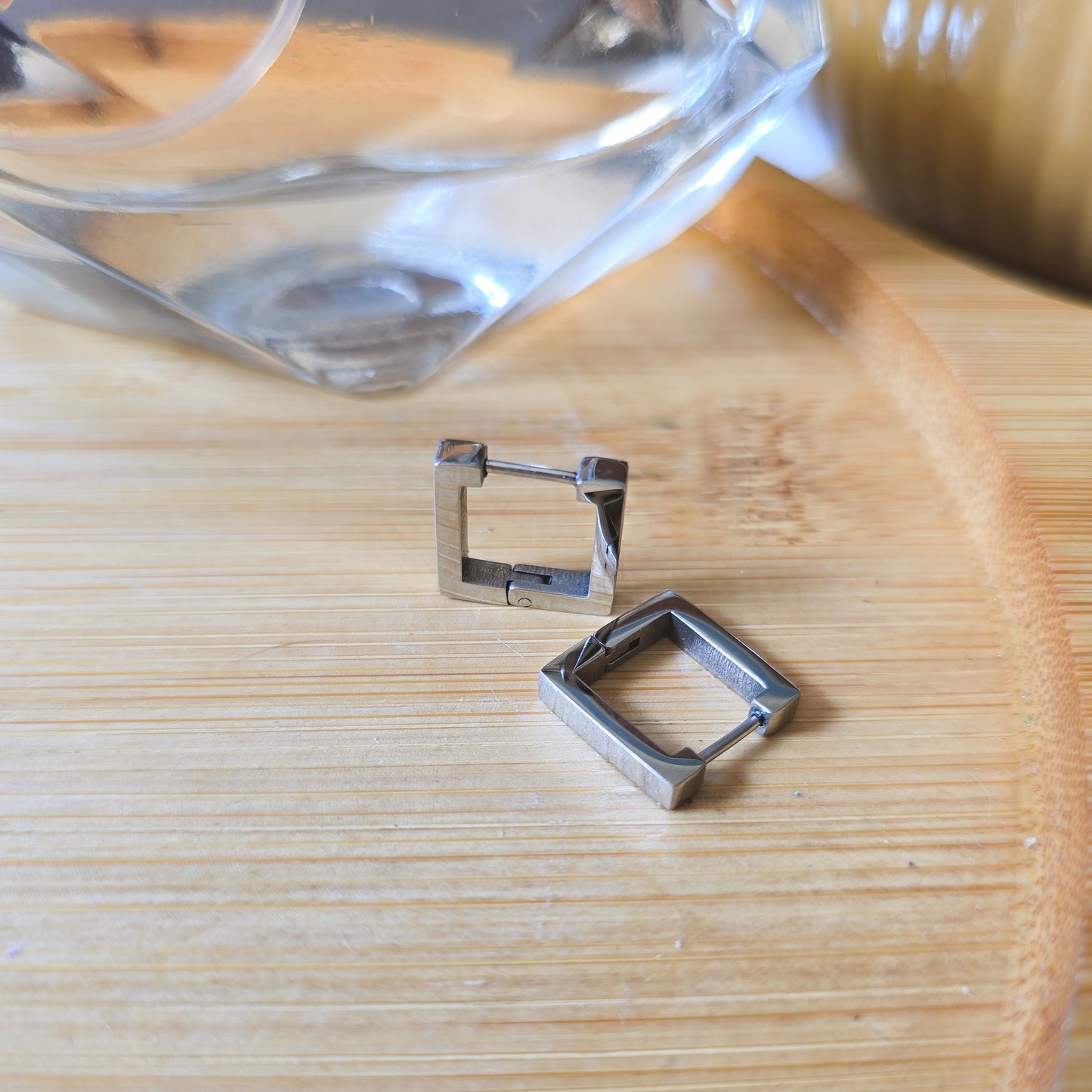 Square design hoop silver earrings