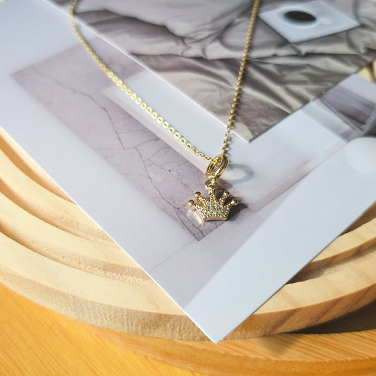 Crown Gold necklace