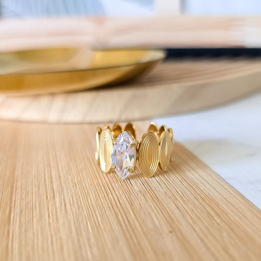 Luxury Zirconia gold ring