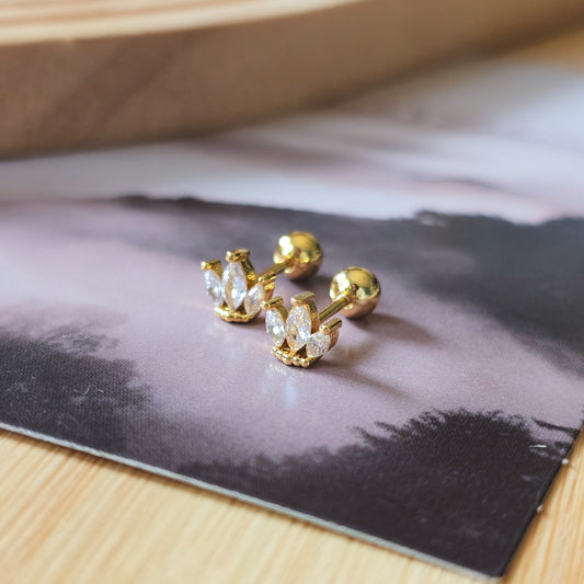 Stud Crown earings
