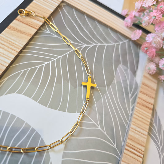 Cross paperclip bracelet