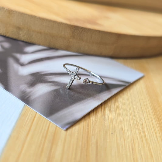 Cross Zircon delicate ring