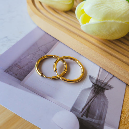 2.5cm hoop Gold earrings
