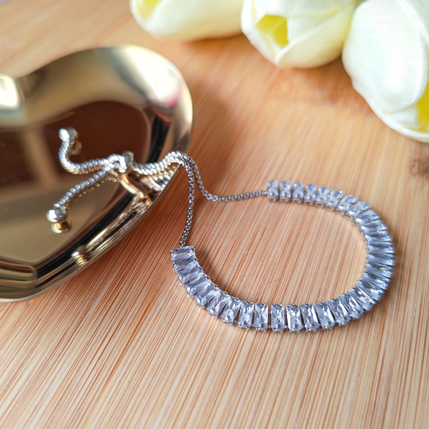 Adjustable Zirconium silver stone